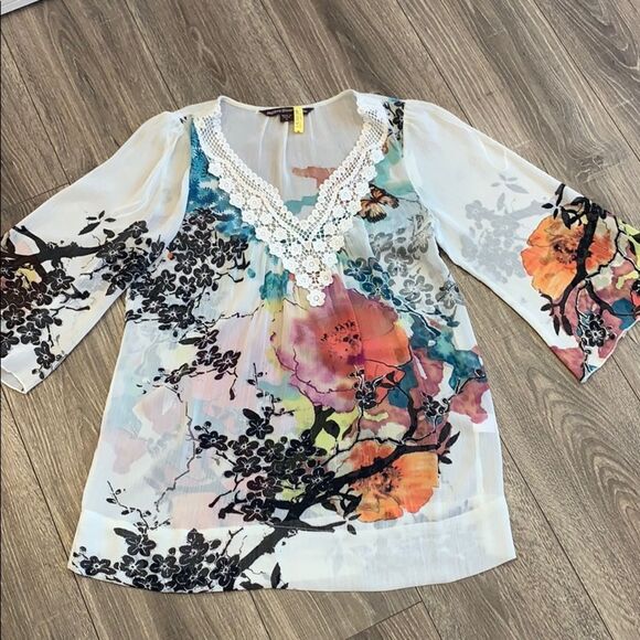 Blossom Tree Semi-Sheer Blouse with Lace Neck - Picture 3 of 3